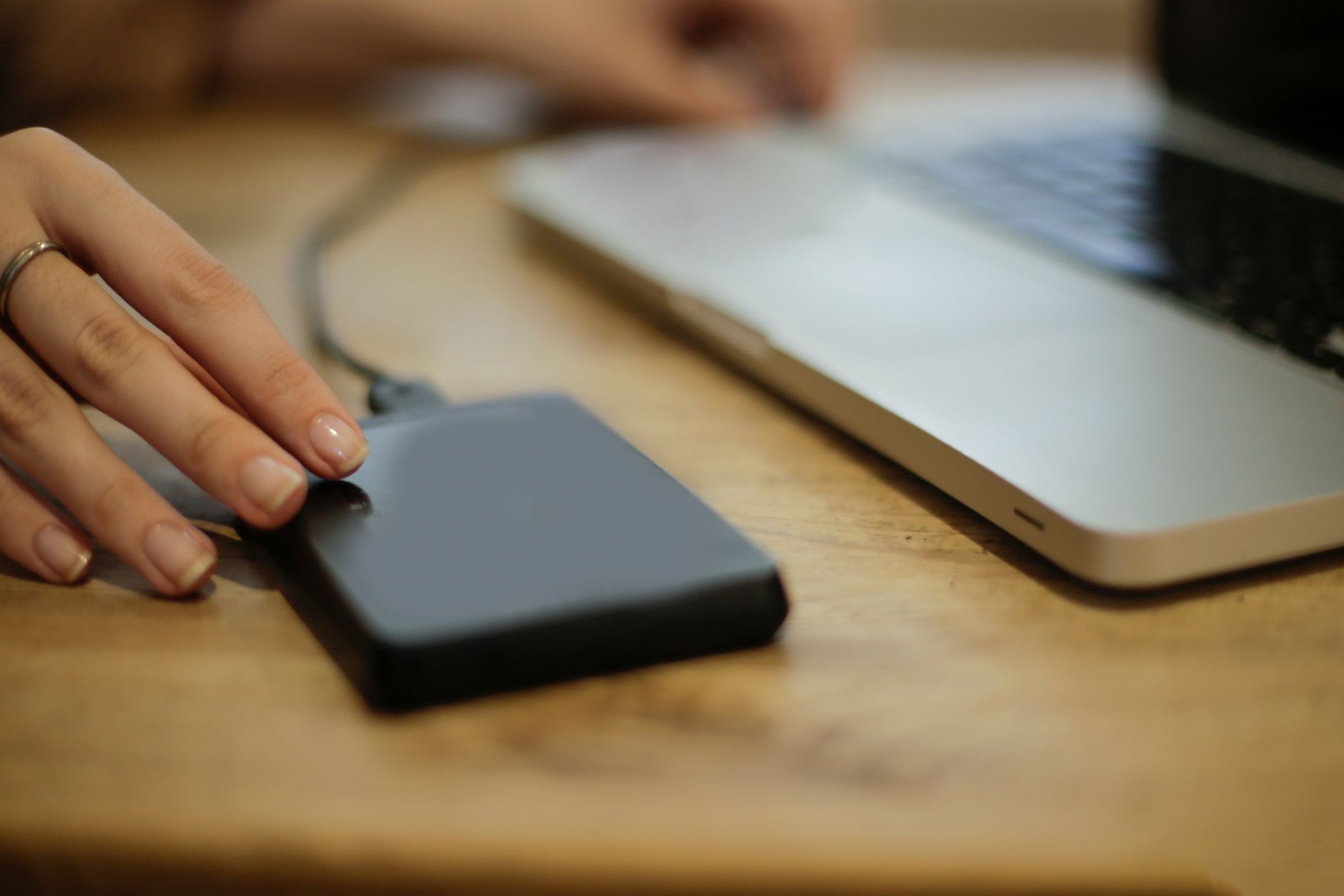 Combien de temps durent vraiment un disque dur externe et une clé USB ?